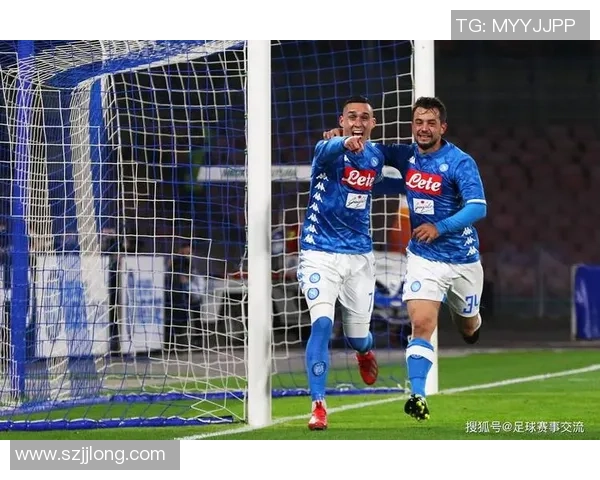 那不勒斯逆袭AC米兰足总杯大胜五球成历史冷门瞬间引发全场狂欢