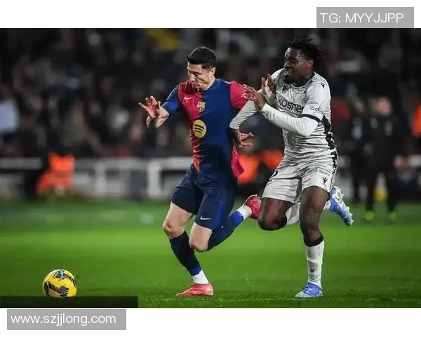 意甲激战巴萨4-3逆转多特蒙德十大精彩进球回顾引爆全场激情