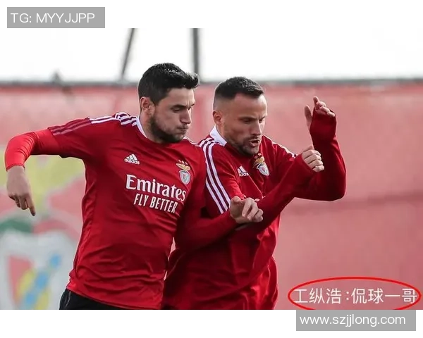 欧联杯激战尤文图斯大胜本菲卡红牌事件引发全场热议