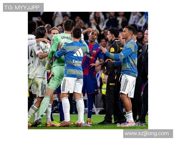 足总杯激战：那不勒斯与巴萨平局点球大战引发全场狂欢与十大精彩进球回顾