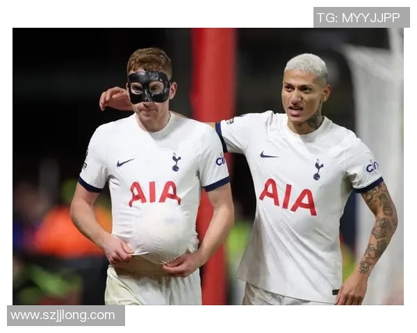 欧冠经典战役热刺逆转里昂上演帽子戏法引爆全场激情